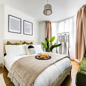Heart Of Hackney - 2bed Garden Flat Sleeps 6 Apartment